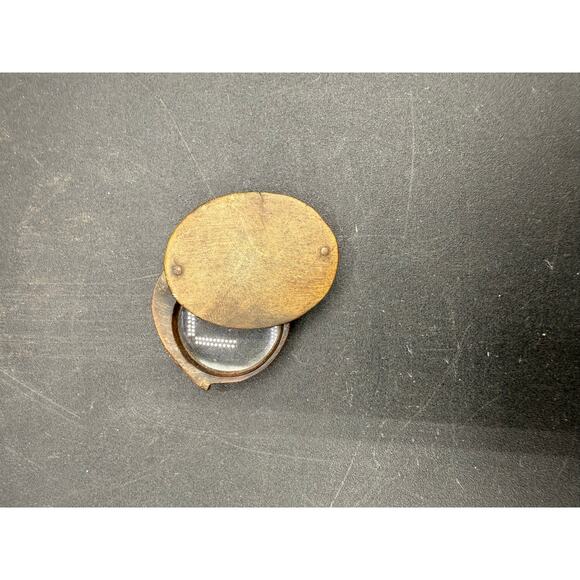 Vintage  Atco USA bakelite folding pocket magnifier magnifying glass - Picture 9 of 10